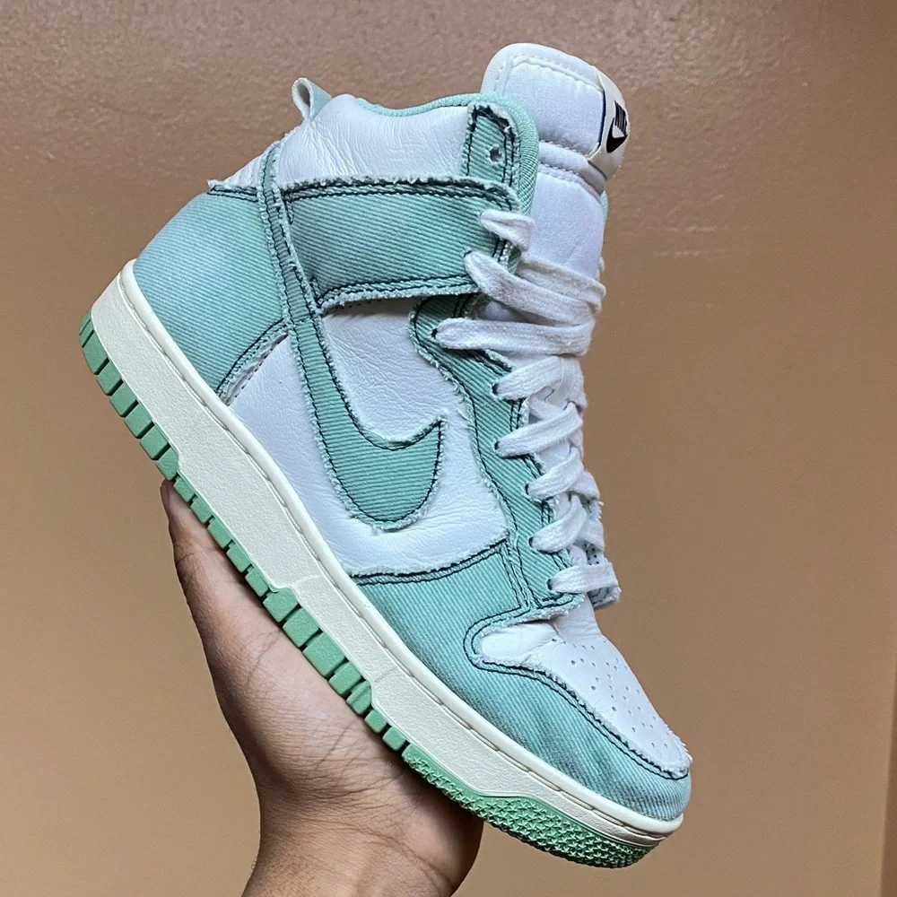 Nike Women’s Dunk High 1985 “Green Denim” Size 6.5